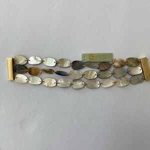 Spartina 449 Pearlescent Shell Bracelet